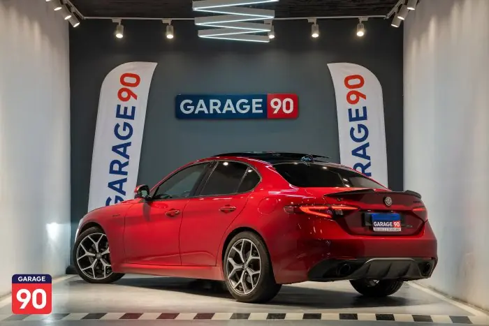 Alfa Romeo Giulia 2021 - صورة 5
