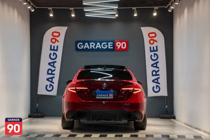 Alfa Romeo Giulia 2021 - صورة 4