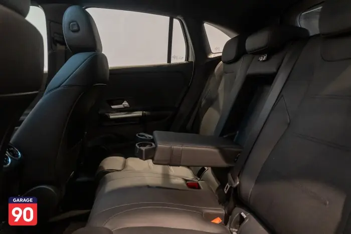 Mercedes-Benz GLA200 2025 - صورة 13