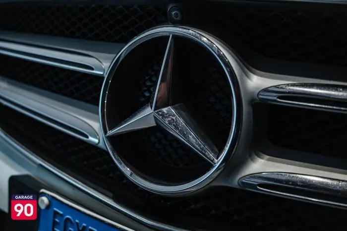 Mercedes-Benz E200 2017 - صورة 9