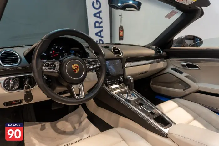 Porsche Boxter 2024 - صورة 14