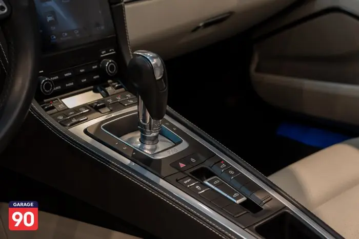 Porsche Boxter 2024 - صورة 18