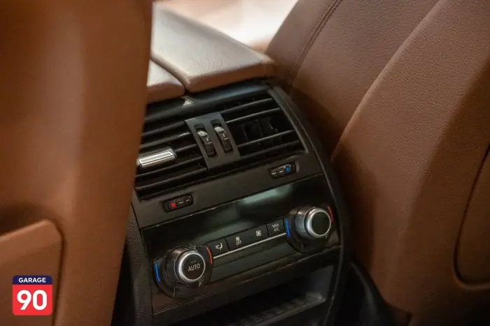 bmw 520i 2017 - صورة 14