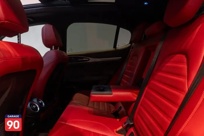 Alfa Romeo Stelvio 2024 - صورة 13