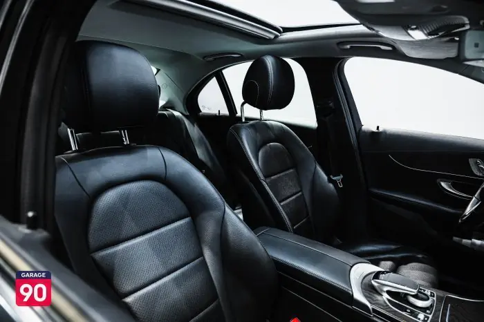 Mercedes-Benz C200 2019 - صورة 15