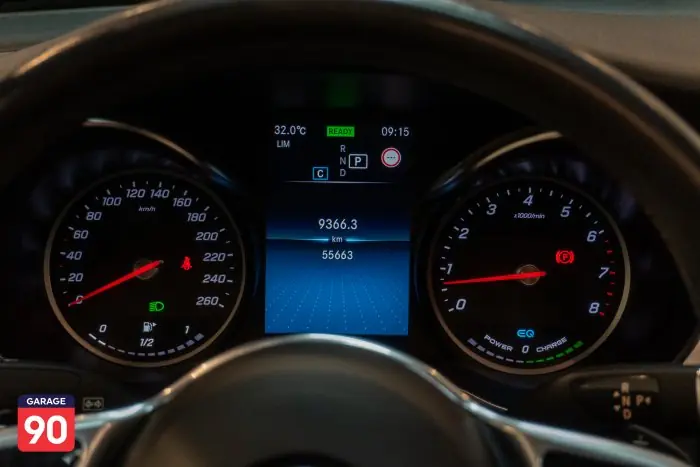 Mercedes-Benz GLC200 2020 - صورة 11