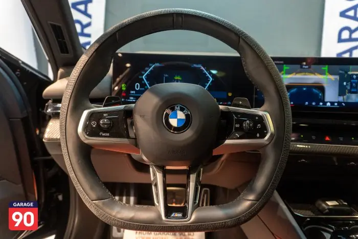 bmw 520i 2024 - صورة 10