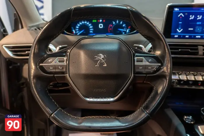 Peugeot 3008 2021 - صورة 10