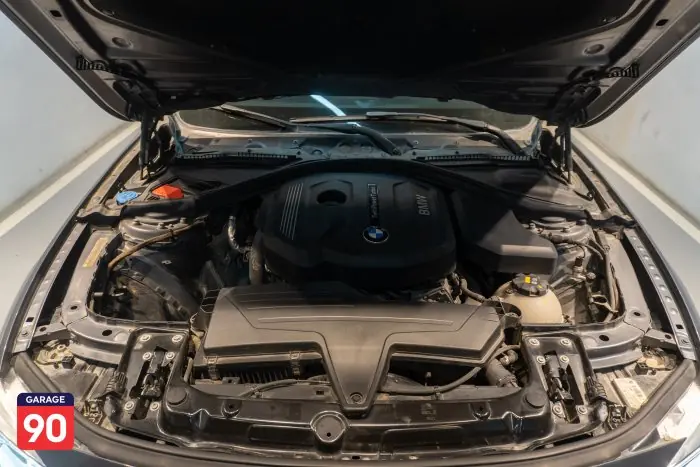 bmw 318i 2019 - صورة 15