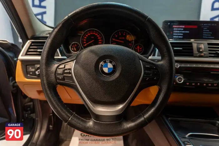 bmw 318i 2019 - صورة 8