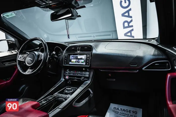 Jaguar F-PACE 2017 - صورة 14