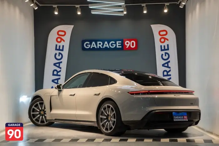 Porsche Taycan 2022 - صورة 5
