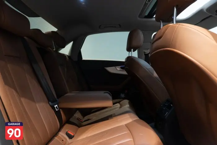 Audi A4 2021 - صورة 19