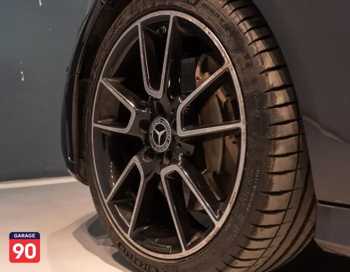 Mercedes-Benz C300 2020 - صورة 9