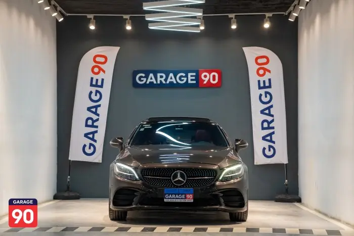 Mercedes-Benz C300 2020