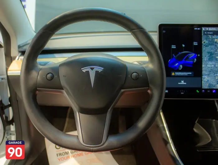 Tesla Model 3 2020 - صورة 13