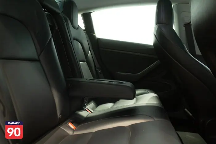 Tesla Model 3 2020 - صورة 16
