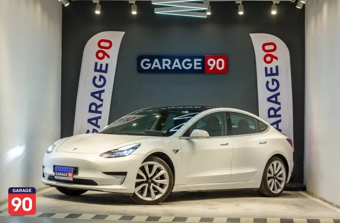 Tesla Model 3 2020 - صورة 2