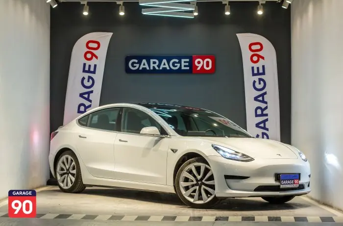 Tesla Model 3 2020 - صورة 3