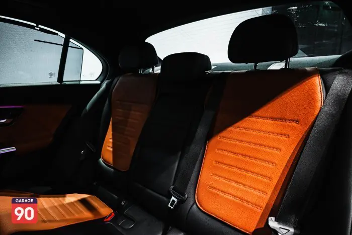 Mercedes-Benz C200 2023 - صورة 17