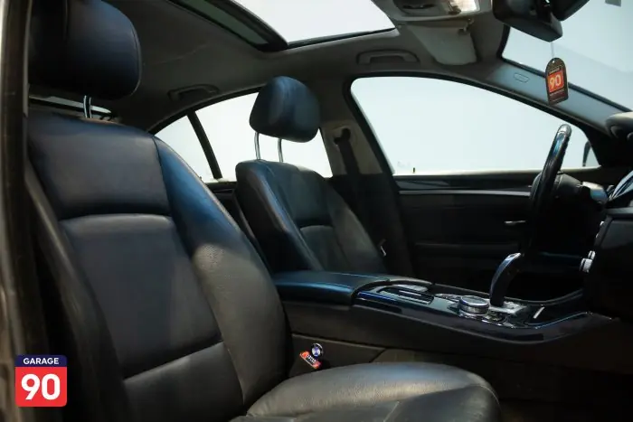bmw 520i 2015 - صورة 15