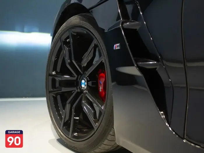 bmw Z420i 2024 - صورة 9