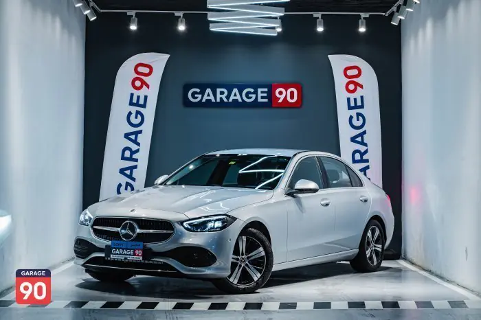 Mercedes-Benz C180 2023 - صورة 2