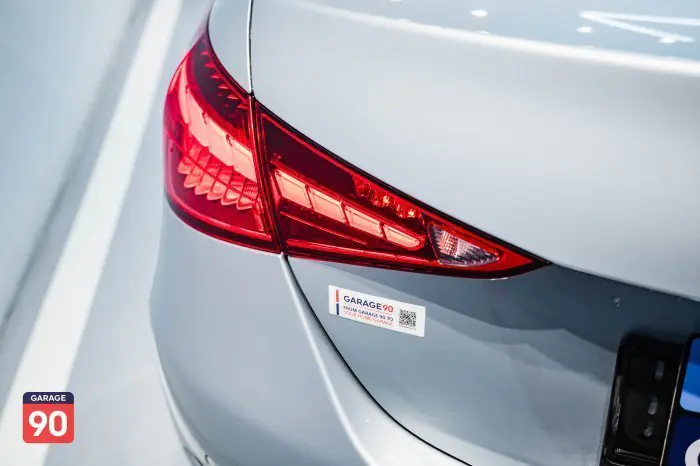 Mercedes-Benz C180 2023 - صورة 10
