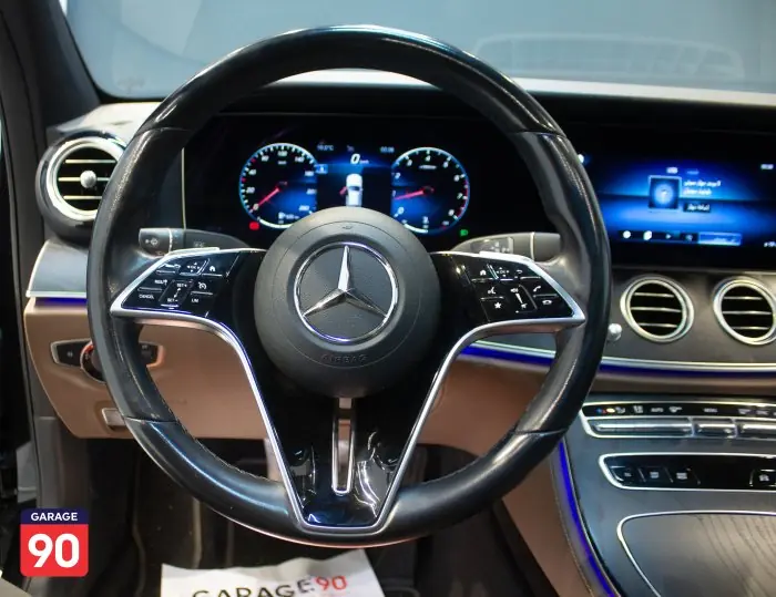 Mercedes-Benz E200 2022 - صورة 13