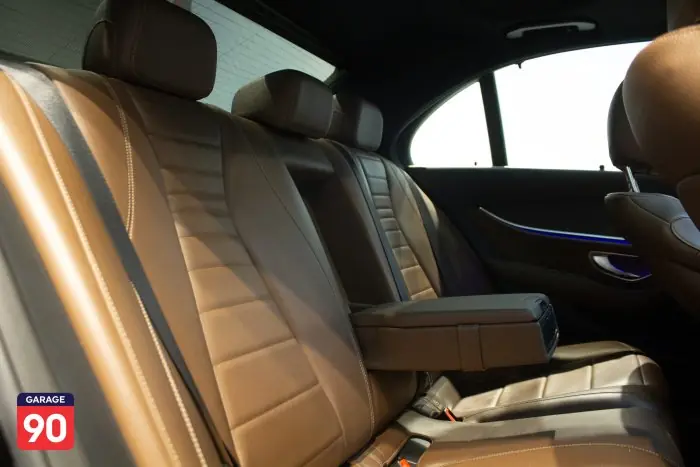 Mercedes-Benz E200 2022 - صورة 16