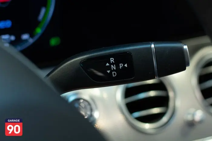 Mercedes-Benz E350e 2018 - صورة 18