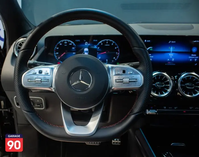Mercedes-Benz GLA200 2021 - صورة 14