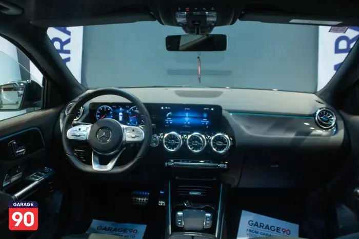 Mercedes-Benz GLA200 2021 - صورة 13