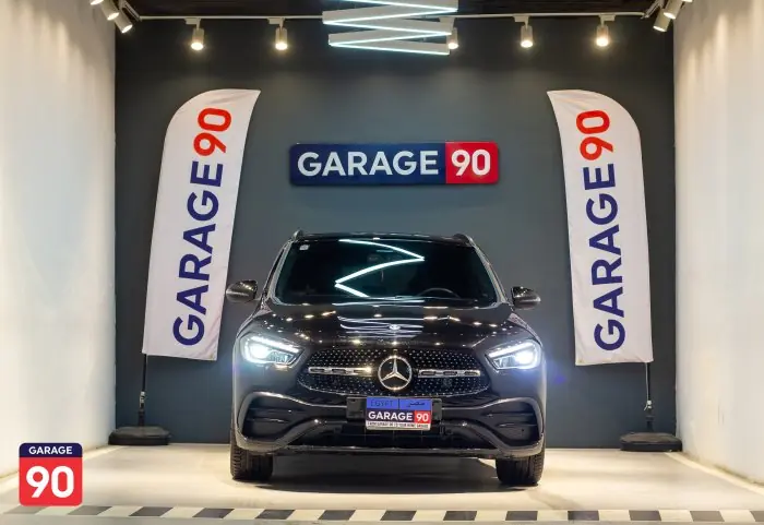 Mercedes-Benz GLA200 2021