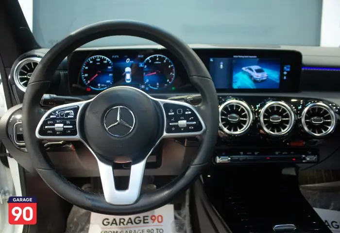 Mercedes-Benz CLA200 2022 - صورة 13