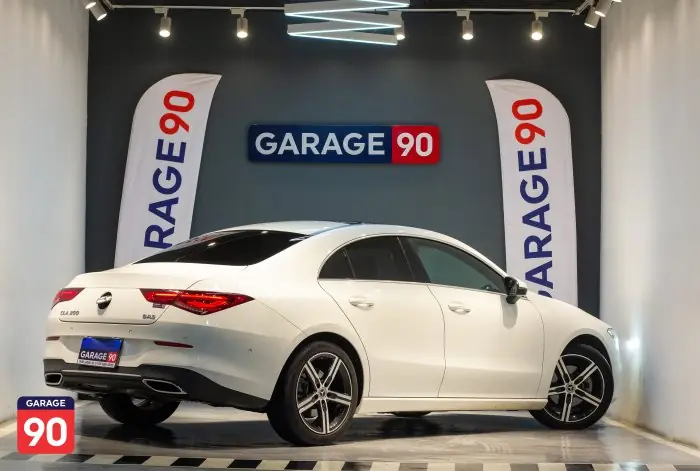 Mercedes-Benz CLA200 2022 - صورة 5