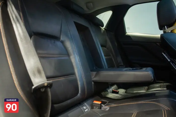 Jaguar F-PACE 2019 - صورة 15