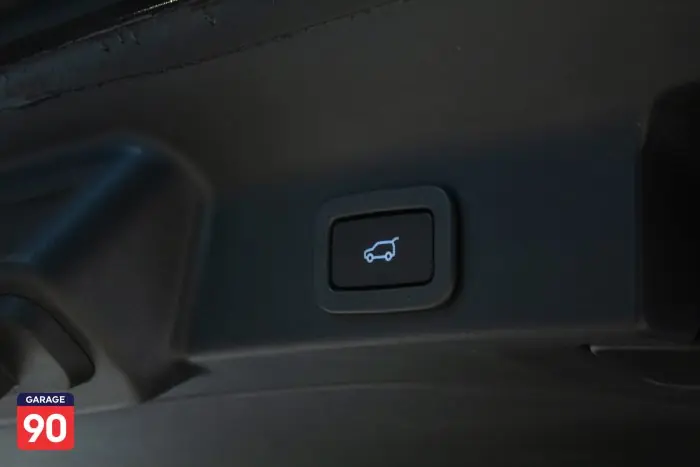Jaguar E-PACE 2019 - صورة 19