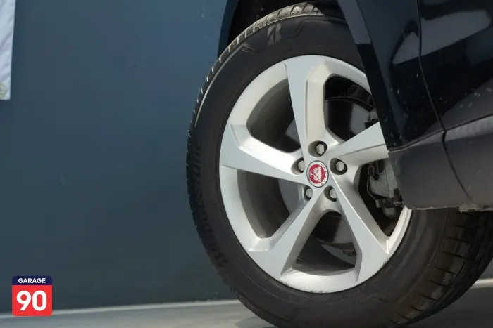 Jaguar E-PACE 2019 - صورة 10