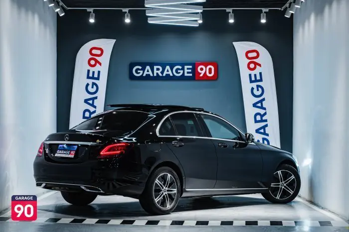 Mercedes-Benz C180 2020 - صورة 6
