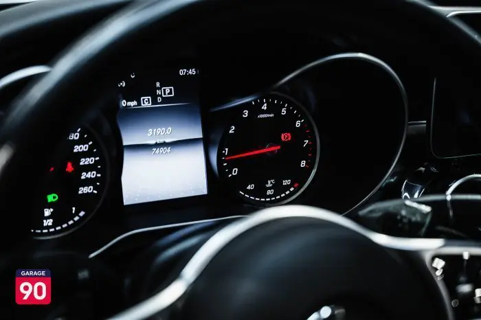 Mercedes-Benz C180 2020 - صورة 13