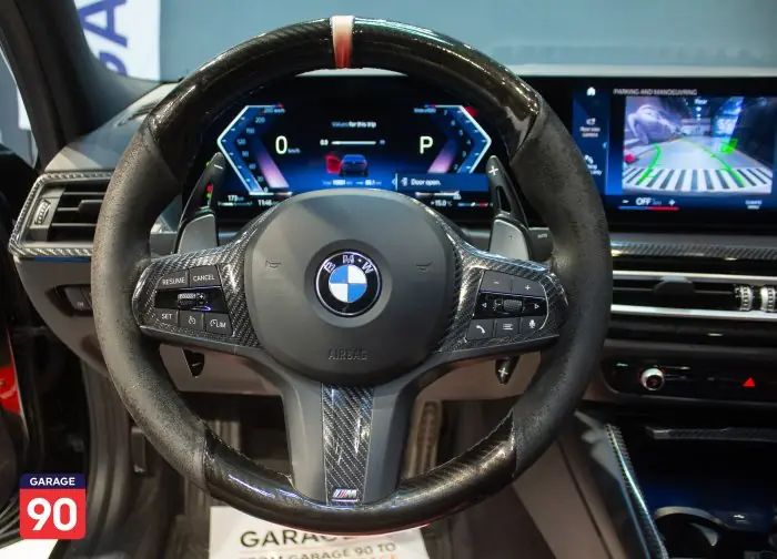 bmw 320i 2024 - صورة 12