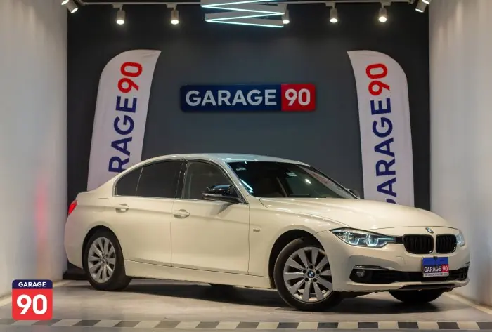bmw 318i 2018 - صورة 3