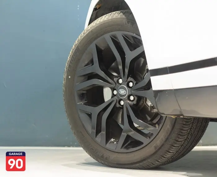 Land Rover Velar 2024 - صورة 11